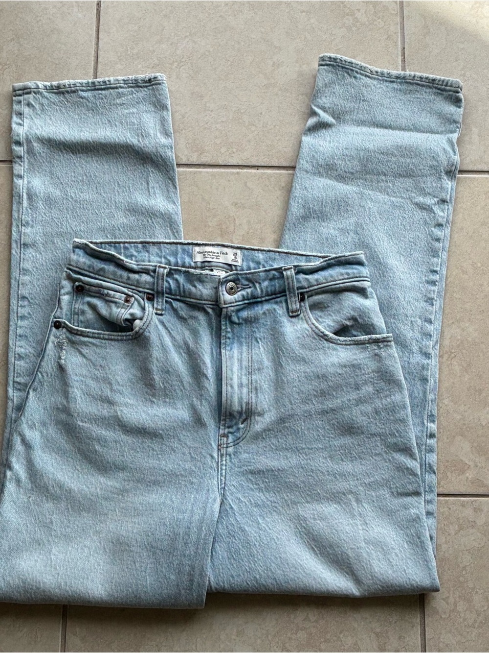 Women’s Abercrombie 90s Straight Ultra High Rise